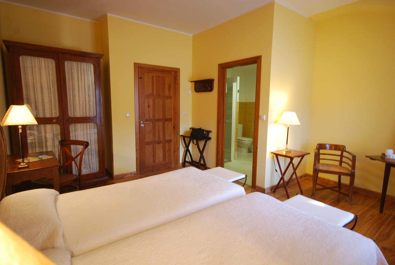 Hotel Del Verde Al Amarillo Penasrubias de Piron Екстер'єр фото